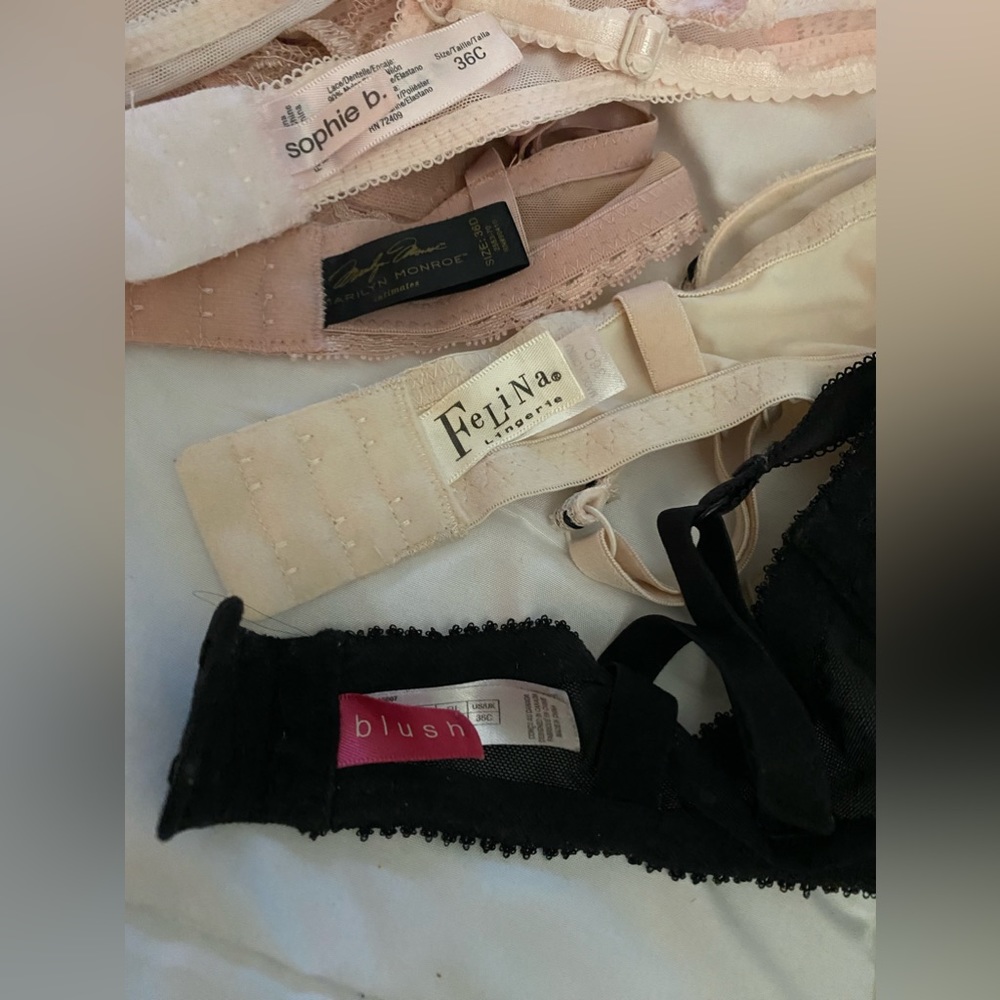 S -O-L-D….Bundle of lace bras - Picture 3 of 3